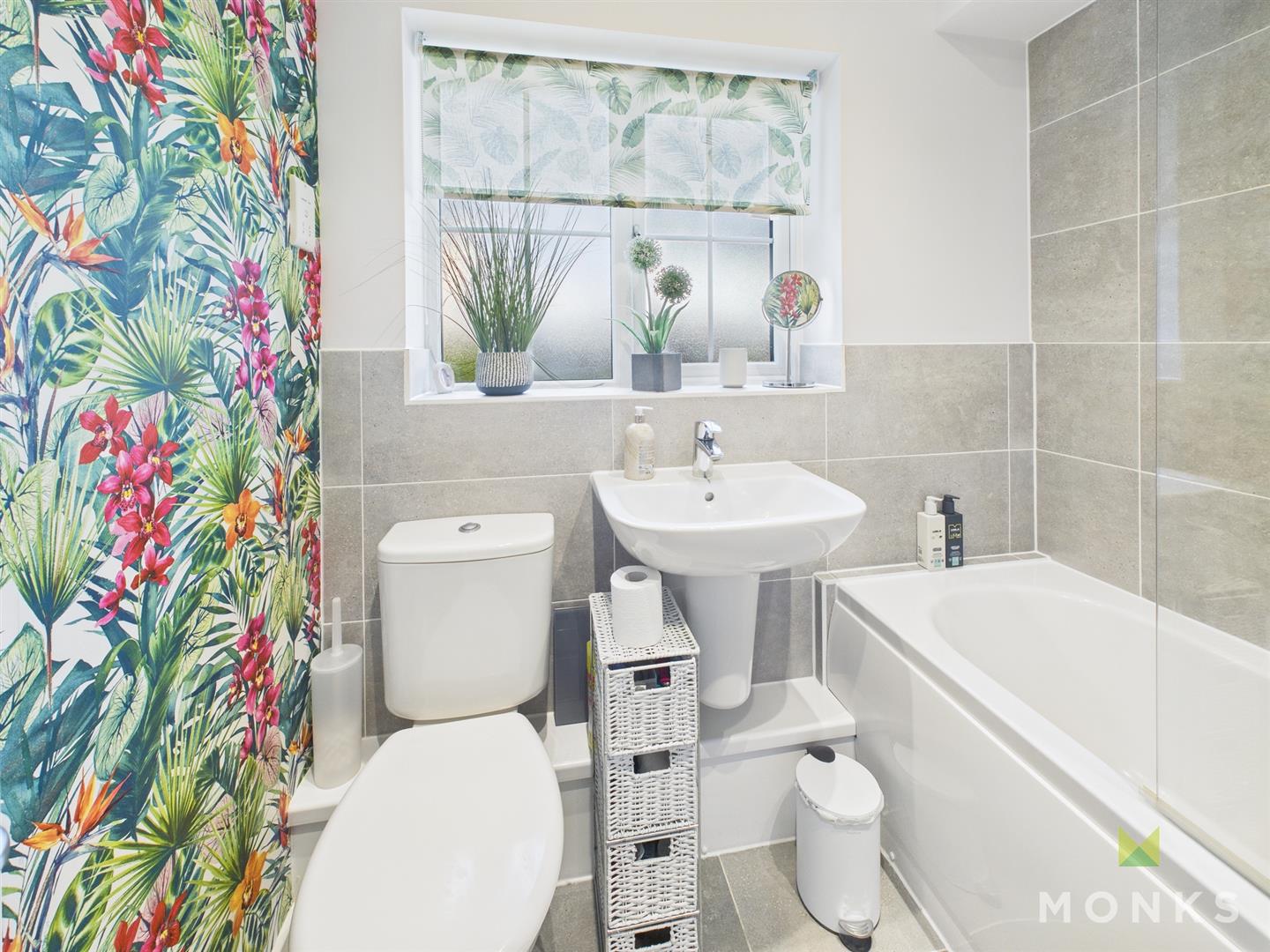 2 Stonehouse Close, Shrewsbury, SY4 1FH SSTC